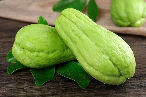 梦见吃瓜咯嘴,揭秘“吃瓜咯嘴”背后的神秘寓意