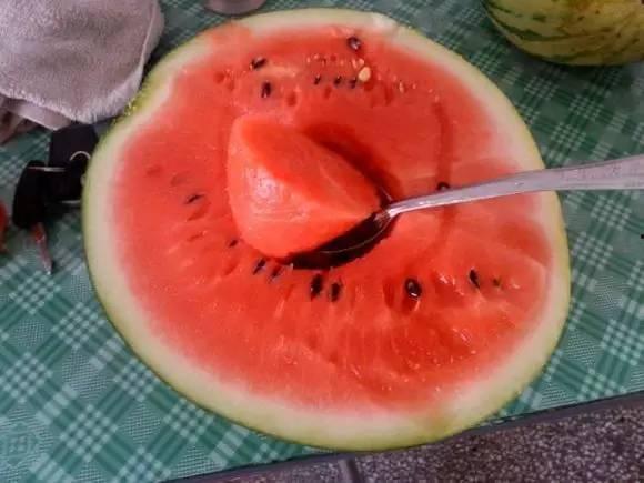 不吃瓜的吃瓜网友,揭秘网络舆论背后的真实面孔